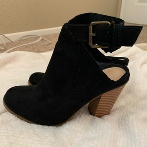 GIGI BOOTS ANKLE STRAP HEELED